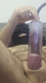 Slave4udom, pompă vid penis și coaie