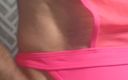 CD Michellex: Travmichelle indossa nuova lingerie rosa