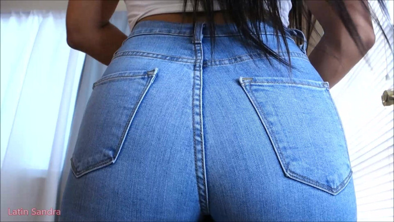 Sandra Latina: Memerah Seluar Jeans ini