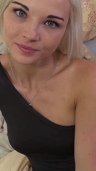 125 - 01 Babe Fucks for Creampie