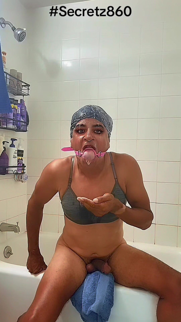 Creative Self Pleasure: Kris Reelz - Self Face Spit,agagging on a Mouth Ring