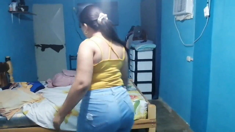 Sexysweet0455: Masturbuję moją cipkę i moją wielką dupę ostro, więc mój...