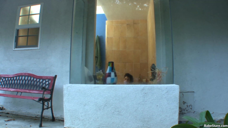 Lesbian Babe Stare: Bathtub fun: Teen lesbian cheerleaders get frisky with each other