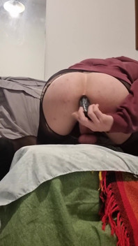 Femboy Stretches His Little Hole