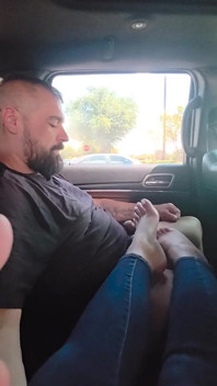 Neoghbors Wife Loves Lettong Me Worship Her Latina Feet