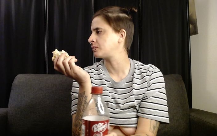 Abby Anna: Zeit für einen snack, rülpsen