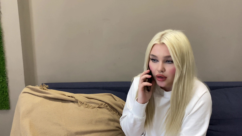 Blondessa: Slut Wife Sucked Husband's Boss
