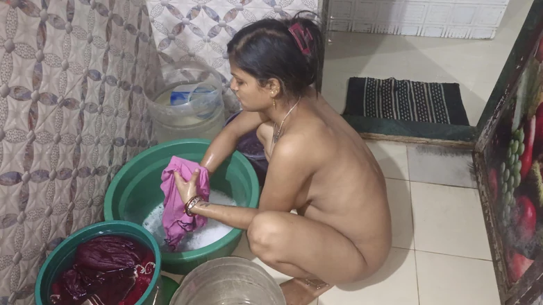 Aalox: When Husband Not in Home Sex Video Hindi