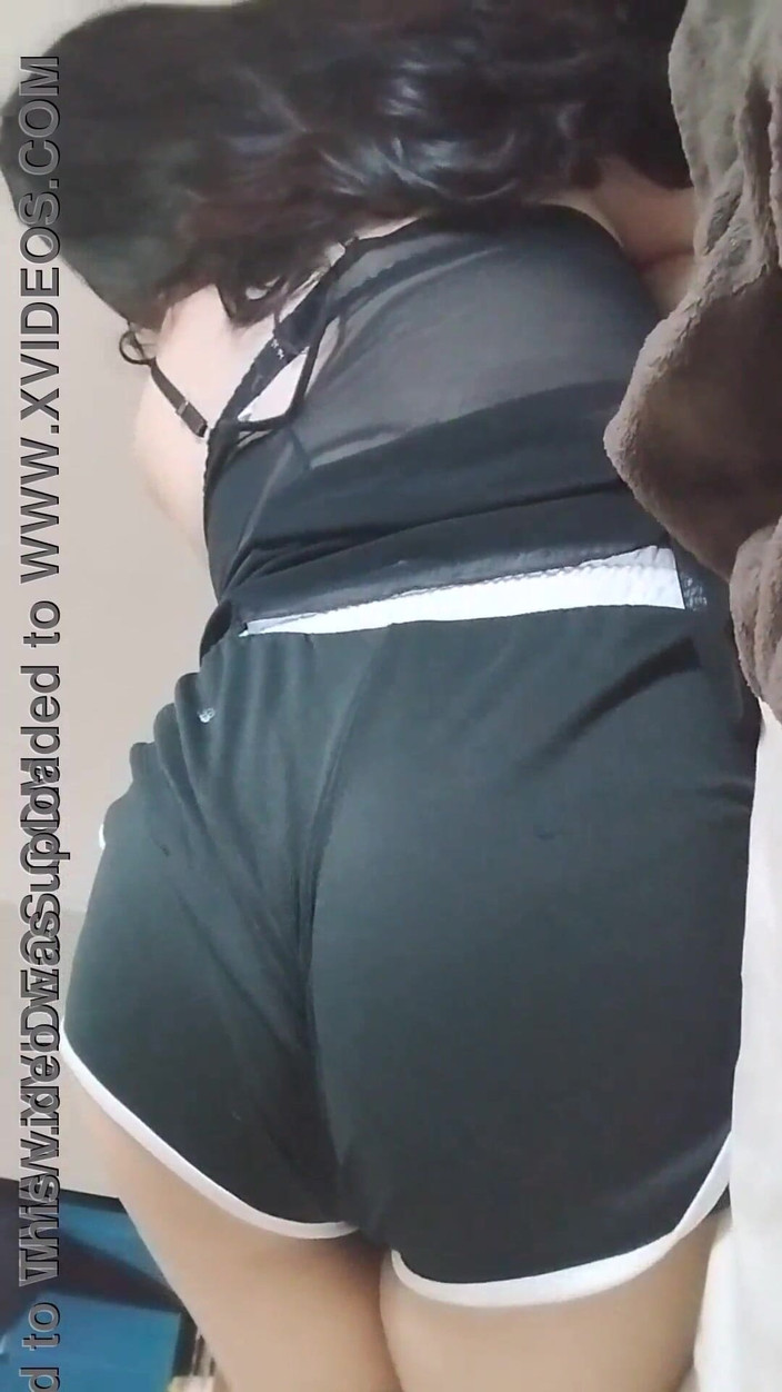 Mexicasero: 和我穿着丰富迷你短裤的邻居