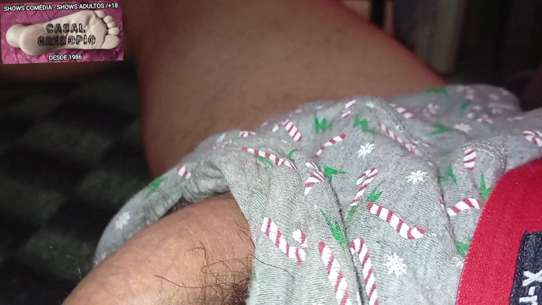 Casal Gresopio Male: Gresopio Streichelt Seinen Schwanz 3