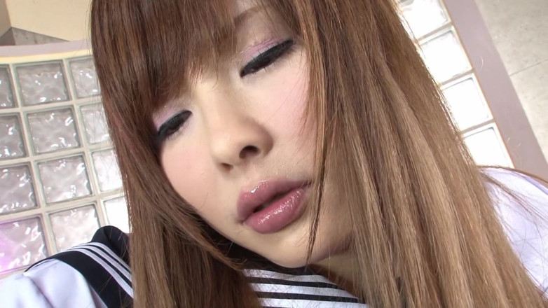 Japanese tight Pussies: Азиатскую крошку в сексуальной униформе протаранили