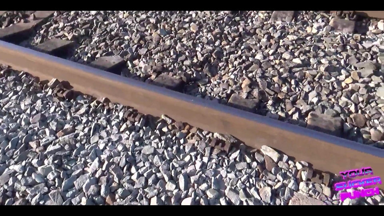 YSP Studio: 户外素人口交 - 第1部分