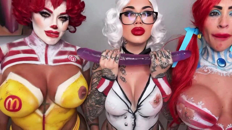 Lacey Jayne Official: Halloween Dildo JOI dengan kawan-kawan