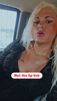 Hot Tranny Smoking Fetish