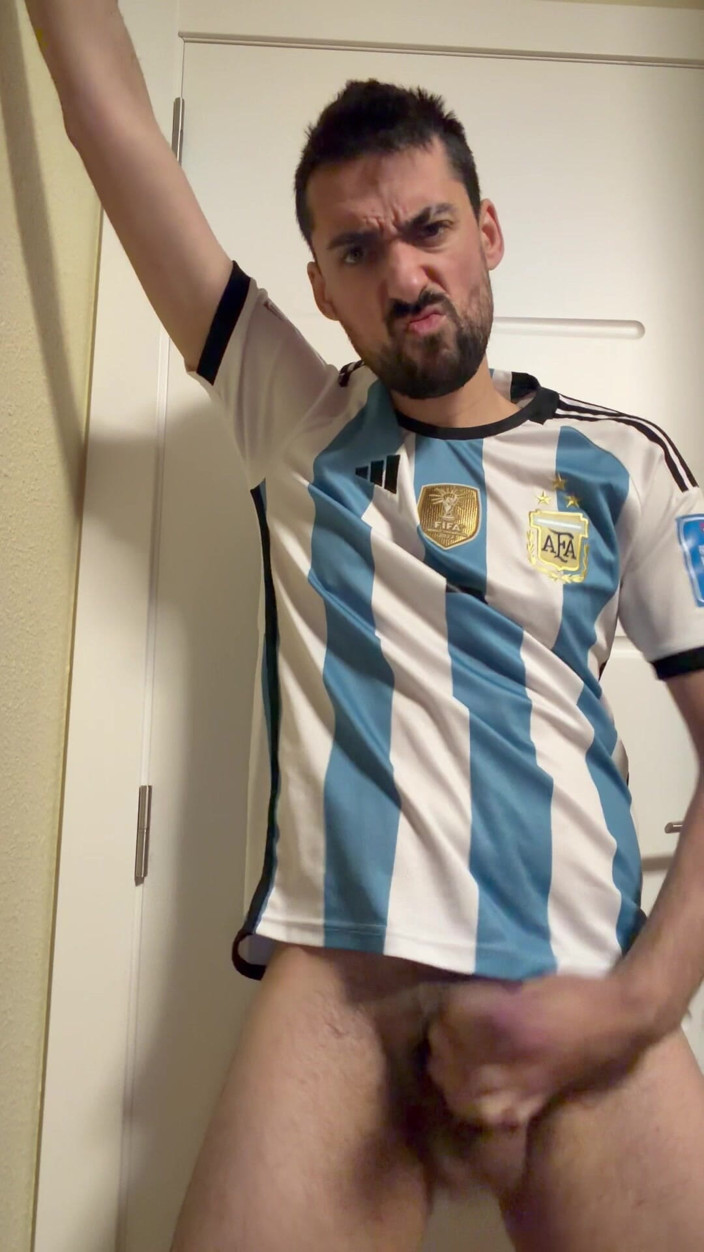 Liam Harding: Hot Stepdaddy Showing off Big Cock and Cums Like a...