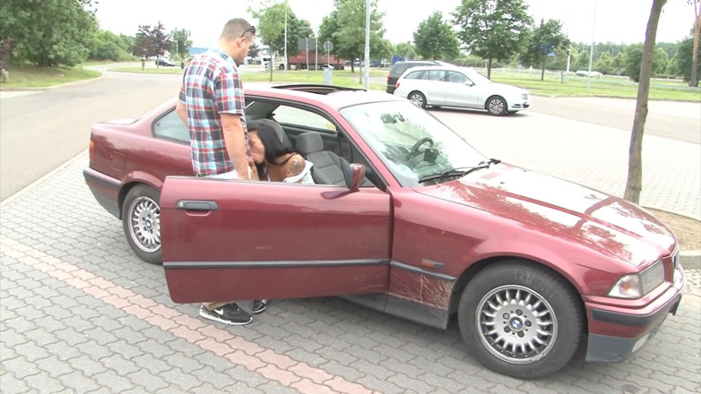 Intim Inspektor: Parking lot sex with Mareen