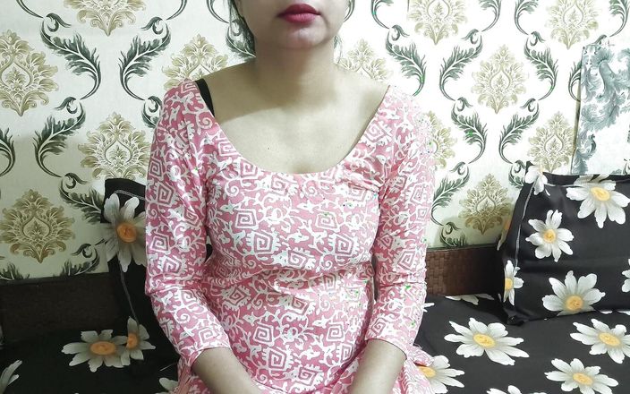 Saara Bhabhi: Punjabi-stiefmutter fickt mit stiefsohn - rollenspiel