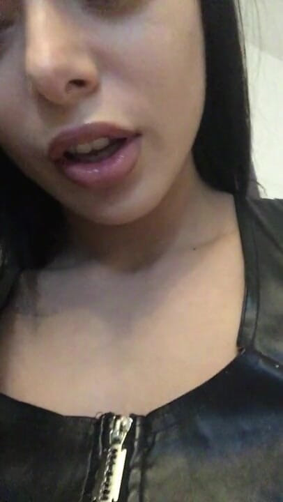 Sarah BaB: Saraabab teen dominatrix