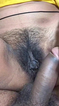 Indická sexy manželka jezdí na péru, dostane creampie