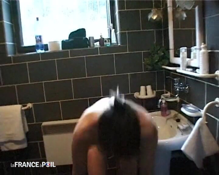 French Family Secrets: Awek ke penyumbat untuk persembahan yang sangat panas!