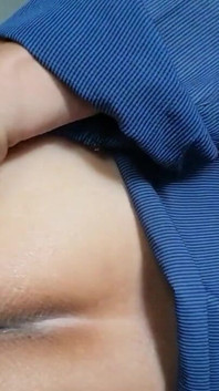 이것은 완전히 부서졌습니다.