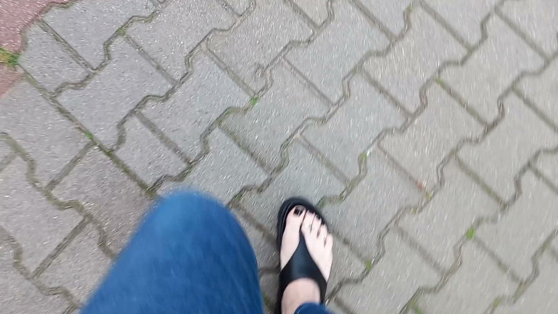 Heelex: I Walk Around and Show off My Feet in Sexy...