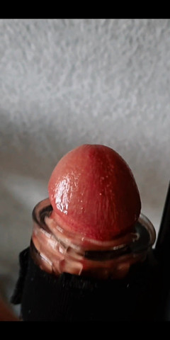 Youngandmature: 自制的独奏螺柱边缘由熟女远程方便玩具：鸡巴环射液爆炸