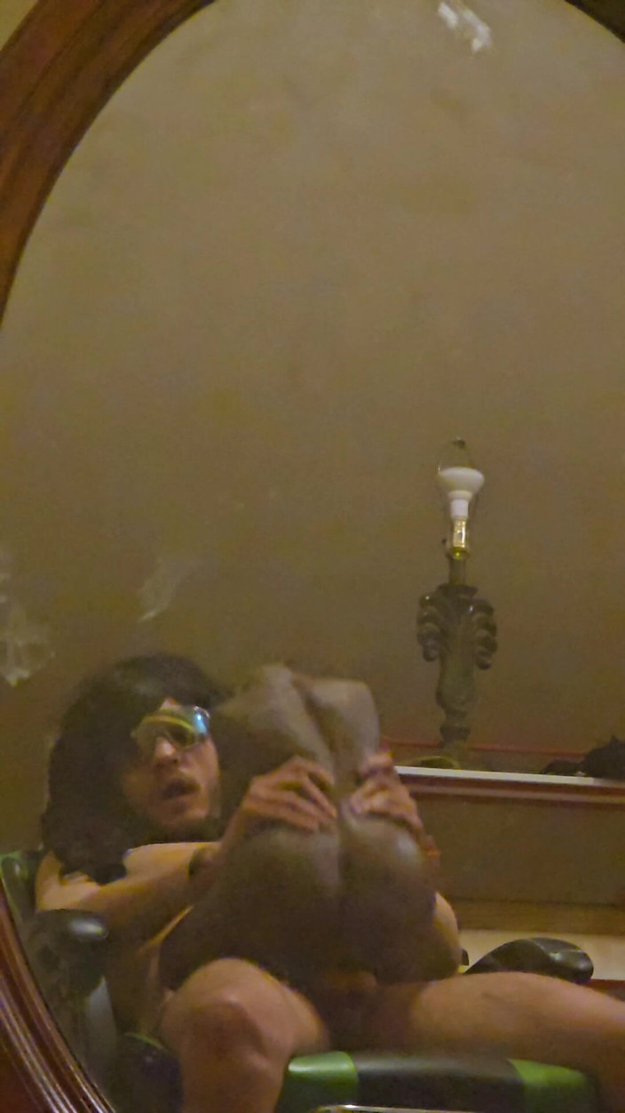 Natalie Slax: Сіссі повія любить тебе