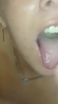 퀵 침실 펠라