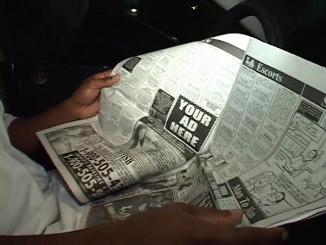 CBD Media Interracial: Calda giovane moglie ebano succhia e cavalca il cazzo lungo...