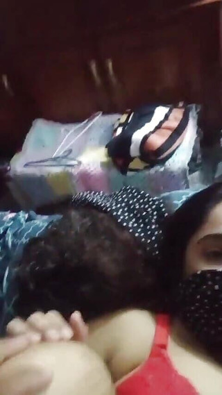 House 3: Foda-se a meia-irmã gostosa que ela estava curtindo o sexo
