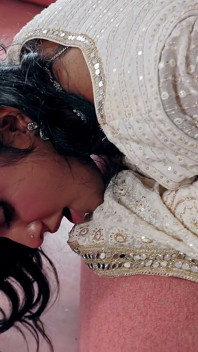 Awek bengali super panas dapat creampie selepas seks dengan tuan rumah