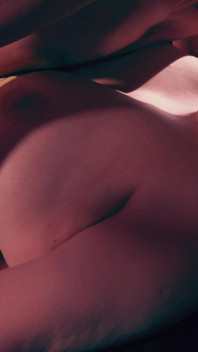 Madrastra es follada por su hijastro Grandes tetas naturales se mueven mientras se la follan - puta en medio de la noche