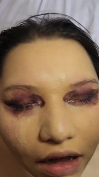Pisse schlucken, sperma in meine augen legen, sperma aus meinem arschloch schießen und schlucken