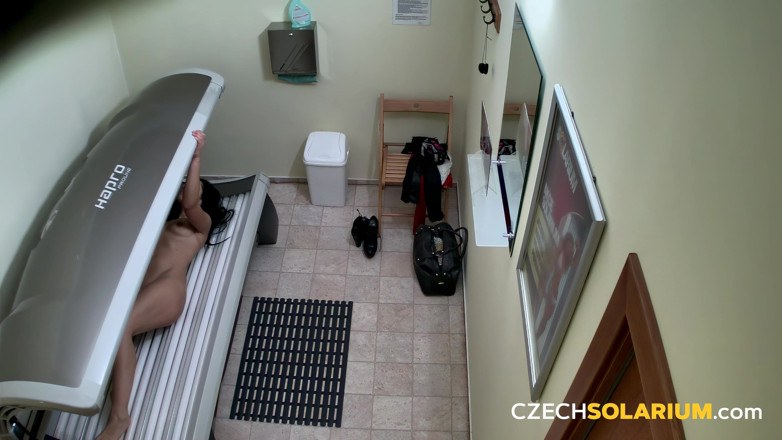 Czech Solarium: Czech Solarium 230: Divine MILF’s Sensational Performance