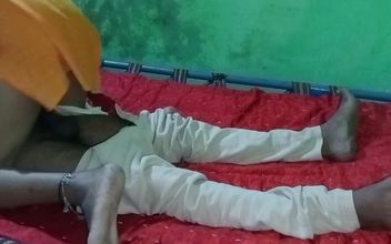 Pooja Bhabhi Trending Viral Sex with His Husband at Night