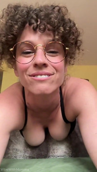 MILF Bombshell Makes Him Bust in Jewish Cowgirl