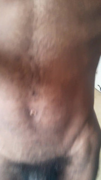 Взято твоїм волоссям: ти підштовхуєш до повії моє тіло