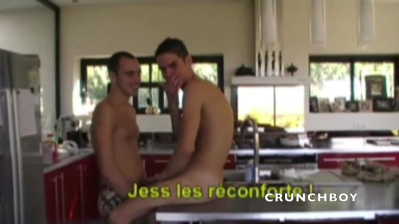 French Twinks Amator videos: Dvě sexy francouzská dvojčata šukají v kuchyni