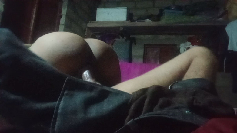 Village sexy couple Video: Мила пухка займається зі мною своїм першим сексом. Вона любить їздити верхи. Дружина глибоко це бере. Жорсткий трах мамки