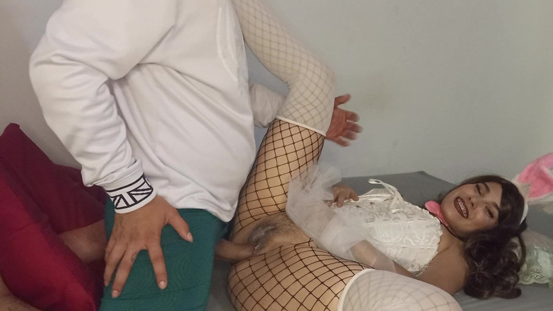 Crystal Foxxx: In una sessione di fotografia gli piace così tanto che...