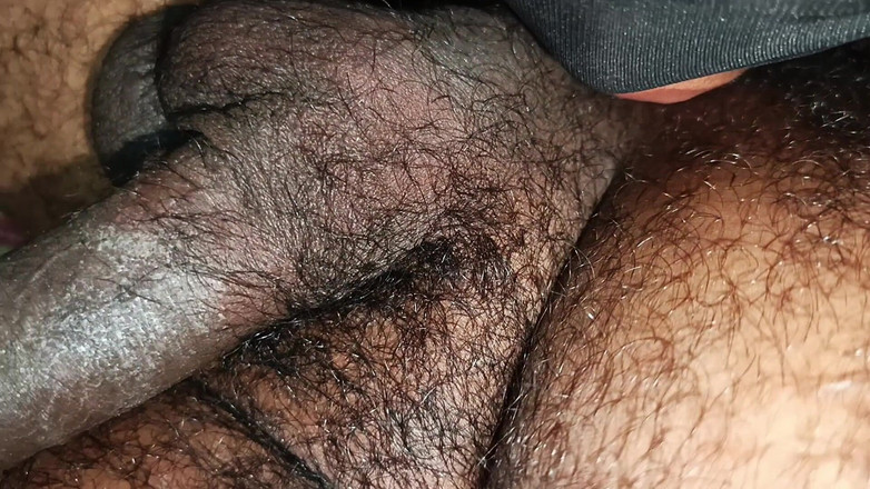 Bithi69gril: いい子はインディアングリルを学ぶよりもチンポをしゃぶるのが好きだ