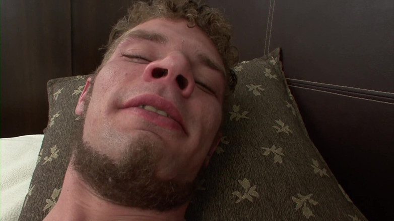 Male Dream: Tattooed white dude strokes his hard dick