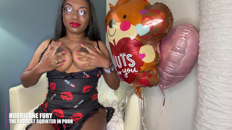 Hurricane Fury: Squirting estremo a san valentino