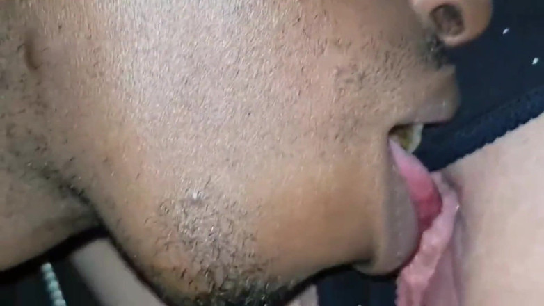 Real homemade BBW BBC porn: Youngenglishbbw büyük zenci yarağı nata4sex şişman ıslak tıraşlı amcığımı yiyor