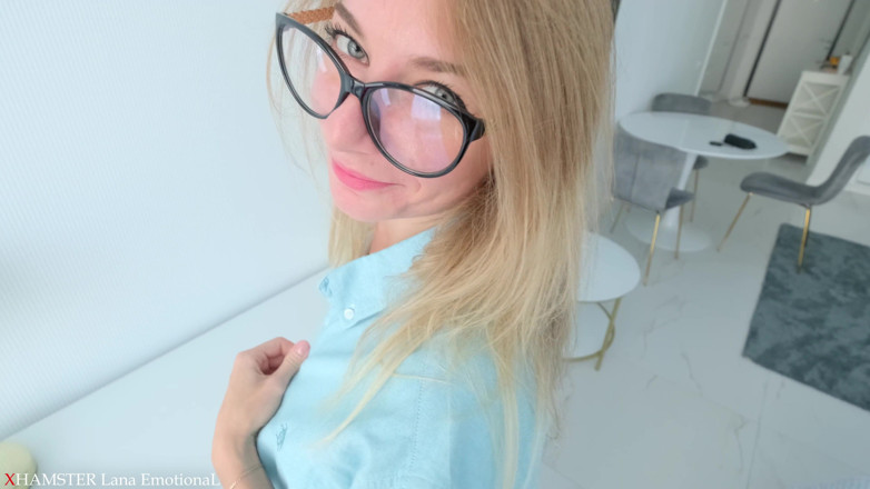 LanA EmotionaL: Heiße stiefschwester neckt mich und lässt mich vor ihrem freund...