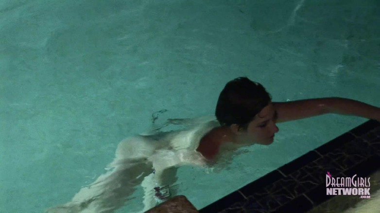 Dream Girls: Spring break slut goes wild after the club