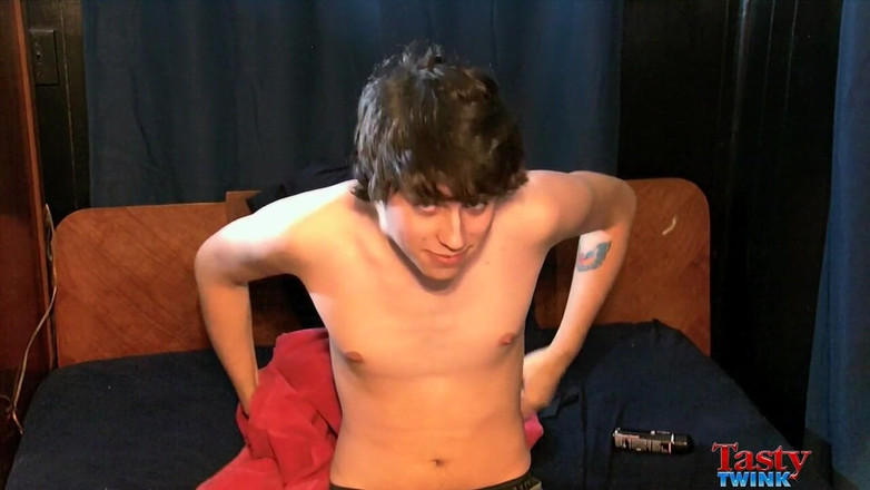 Tasty Twink: Lucas' Cummy Hand
