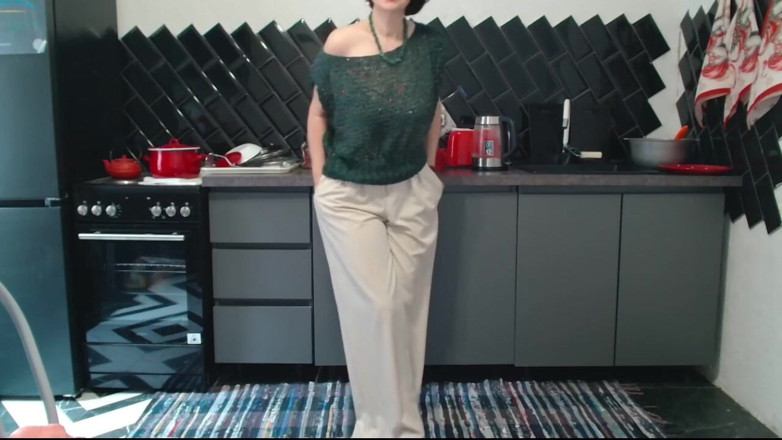 ANGELA_LADY: Fuck My Smooth Heels