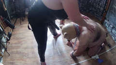 Aaexperiencesltd: Parte 2:- Domina Satana mette il maialino di Satana sulla Macchina...